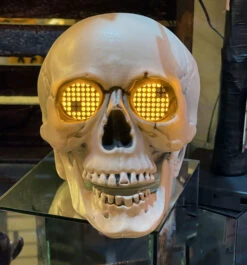 Halloween Skull With Moving Lighted Digital Eyes And Sound Battery Operated - NEW 2023
