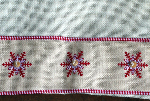 Snowflake Runner With Button Center - 72 Inch Table Runner 4 Snowflake Runner With Button Center - 72 Inch Table Runner - Image 2